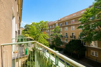 Na prenájom 2-izbový byt, 58 m², Bratislava-Staré Mesto, Záhrebská