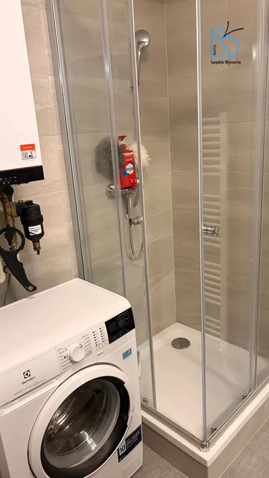 Na predaj 1-izbový byt, 38 m², Nitra, Cintorínska