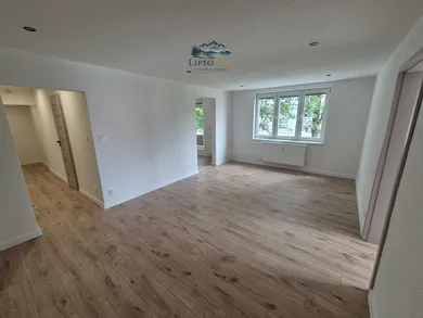 Na predaj 2-izbový byt, 56 m², Liptovský Mikuláš, Hurbanova