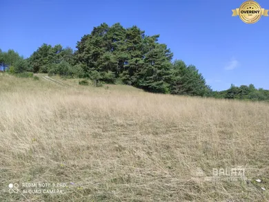Na predaj pozemok, Valča