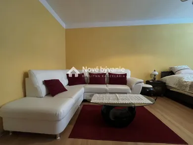 Mieszkania na sprzedaż, 2-pokojowe, Levice · €139 000