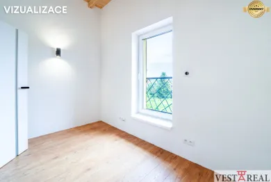 Na predaj 3-izbový byt, 66 m², Veľký Slavkov, Centrum