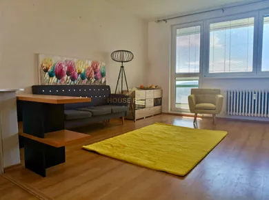 Apartments for rent, 3-room in Bratislava-Nové Mesto · €960