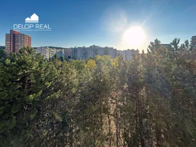 Na prenájom 3-izbový byt, 74 m², Bratislava-Dúbravka, Saratovská