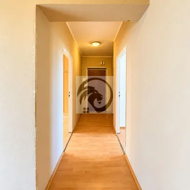 Na predaj 3-izbový byt, 66 m², Bátovce