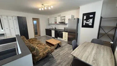 Na predaj dom, 100 m², Želiezovce