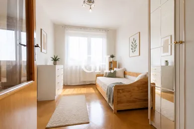 Na predaj 3-izbový byt, 73 m², Revúca, Komenského