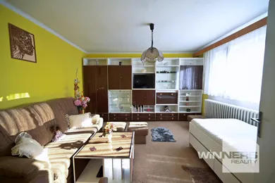 Na predaj 5-izbový dom, 145 m², Tepličky