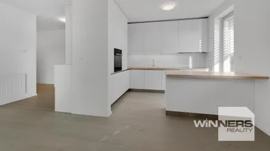 Na predaj 4-izbový byt, 131 m², Piešťany, Nálepkova