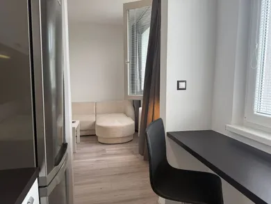Na prenájom byt v Bratislava-Rača · €490 · Čiastočná rekonštrukcia