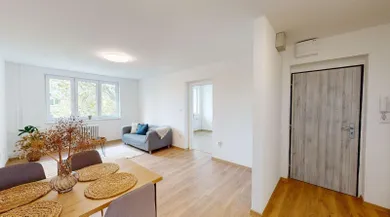 Mieszkania na wynajem, 2-pokojowe, Šaľa · €650