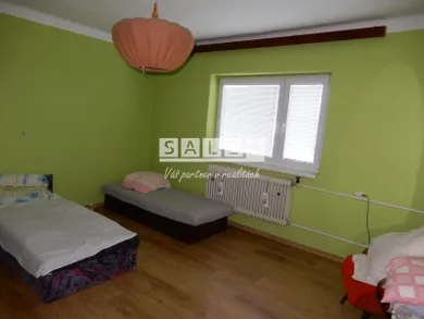 Na predaj 5-izbový dom, 121 m², Pastovce, -