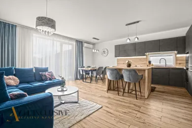 Domy na sprzedaż, 3-pokojowe, Lehnice · €279 000