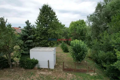 Na predaj pozemok, 464 m², Dlhá