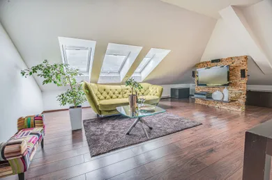 Na prenájom 4-izbový byt, 200 m², Nitra, B. Němcovej