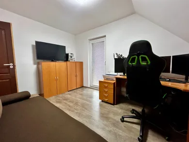 Na predaj 3-izbový dom, 81 m², Petofi Sandor