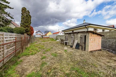 Na predaj pozemok, Most pri Bratislave, Bratislavská