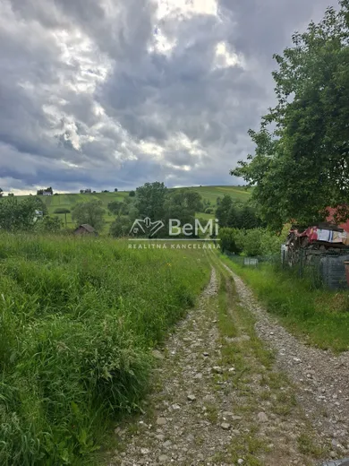 Na predaj pozemok, 674 m², Oravské Veselé