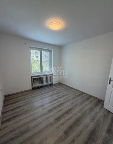 Na prenájom 3-izbový byt, 65 m², Bratislava-Ružinov, Poludníková
