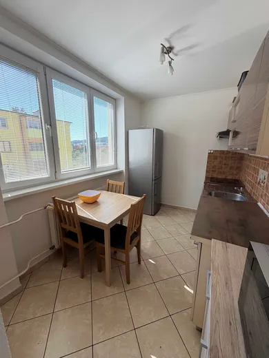Na predaj 2-izbový byt, 55 m², Kysucké Nové Mesto, Lipová