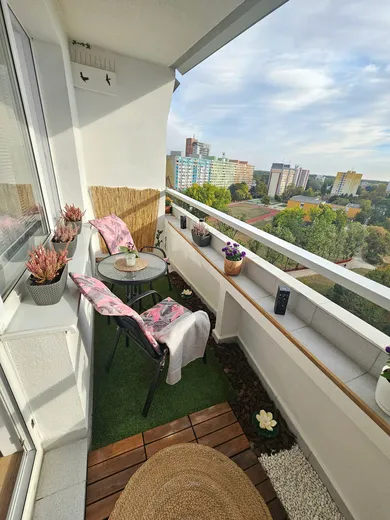 Na predaj 1-izbový byt, 48 m², Bratislava-Petržalka