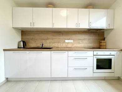 Na prenájom byt v Bratislava-Nové Mesto · €900 · Novostavba