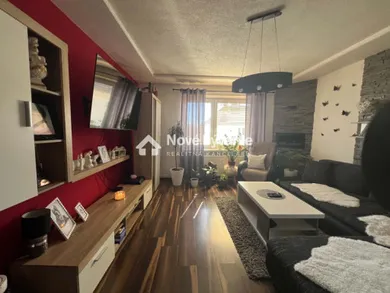 Na predaj 3-izbový byt, 71 m², Snina