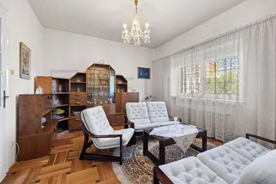 Na predaj 5-izbový dom, 183 m², Bratislava-Rača, Račianska