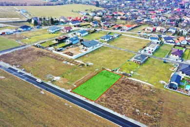 Na predaj pozemok, Záhradné