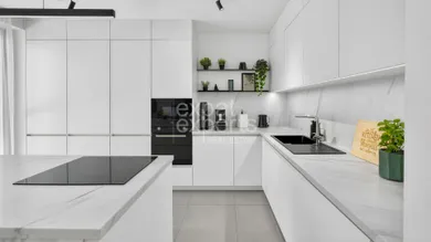 Na predaj dom, 166 m², Senec