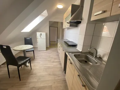 Byty na prenájom 1-izbový, Piešťany · €350