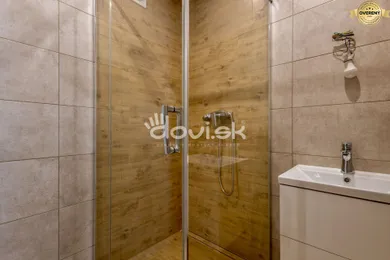 Na predaj 2-izbový byt, 54 m², Michalovce, J. Murgaša