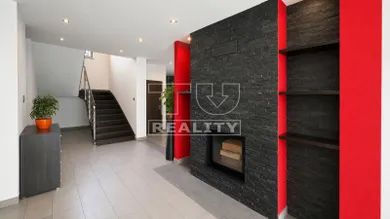 Na predaj dom, 297 m², Banská Bystrica
