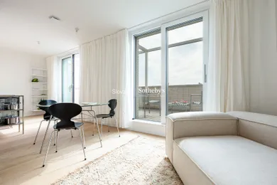Na prenájom 2-izbový byt, 49 m², Bratislava-Staré Mesto, Floriánska