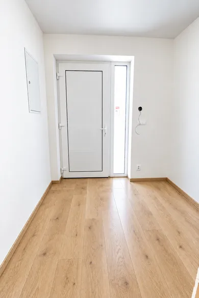 Na predaj dom, 129 m², Vrakúň, Hlavná