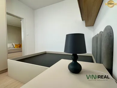 Na prenájom 2-izbový byt, 47 m², Bratislava-Vrakuňa, Bučinová