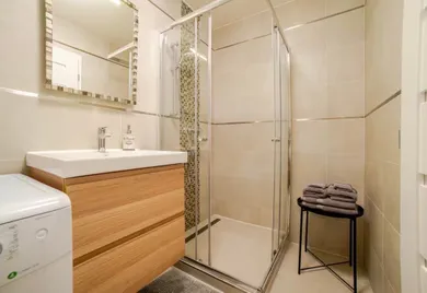 Na prenájom 1-izbový byt, 36 m², Bratislava-Nové Mesto