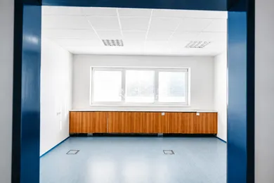 Na prenájom komerčné, 119 m², Košice-Juh, Južná trieda