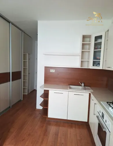 Na prenájom byt v Bratislava-Nové Mesto · €500 · Dokončené