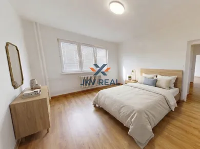 Na predaj 2-izbový byt, 51 m², Bratislava-Dúbravka, Karola Adlera