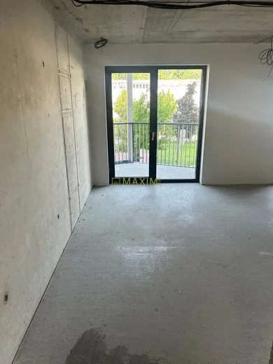 Na predaj 4-izbový byt, 118 m², Bratislava-Nové Mesto, Račianska