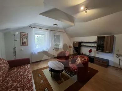 Na predaj 5-izbový dom, 120 m², Komárno