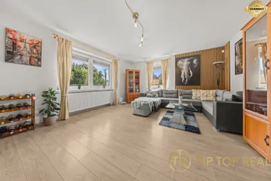 Na predaj 3-izbový dom, 132 m², Bratislava-Podunajské Biskupice
