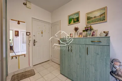 Na predaj 2-izbový byt, 66 m², Šamorín, Mestský Majer