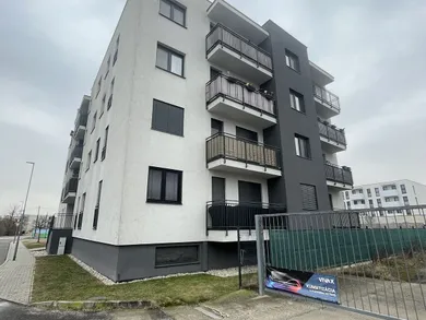 Byty na prenájom 2-izbový, Stupava · €133 500