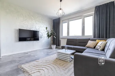 Mieszkania na sprzedaż, 3-pokojowe, Košice-Sídlisko KVP · €209 990