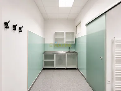 Na predaj komerčné, 62 m², Bratislava-Ružinov, Tomášikova