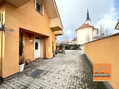 Domy na predaj 4-izbový, Ivanka pri Dunaji · €394 900