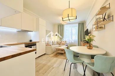 Na prenájom 3-izbový byt, 62 m², Bratislava-Staré Mesto, Záhrebská