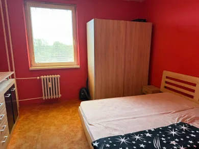 Na predaj 3-izbový byt, 72 m², Sereď